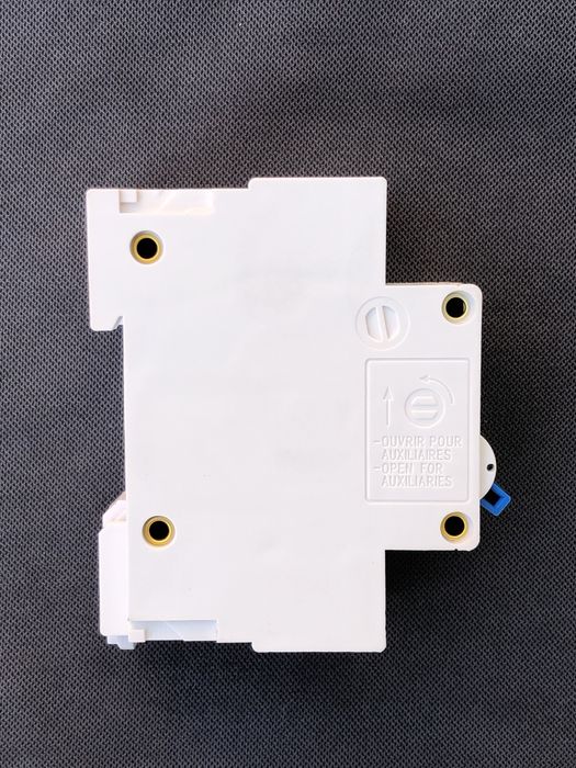 Вимикач Автомат постійного струму 200А 12-125V RKB1 DC