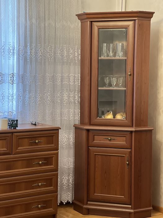 Продам набір в клксичному стилі