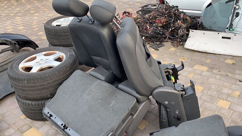 Шрот Розборка Автозапчастини Mersedes Ml 163 W163