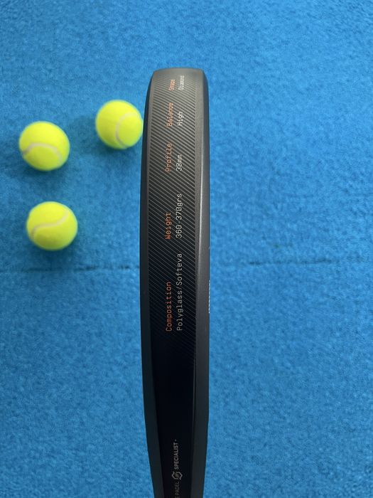 Ракетка для паделу Bullpadel Game PWR Pack (racket + bag + grips)