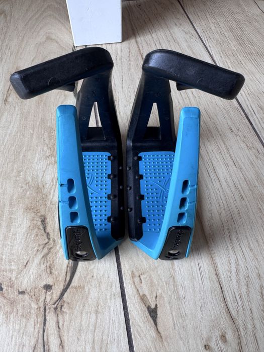 Strzemiona Freejump Soft’Up Lite czarno-niebieskie