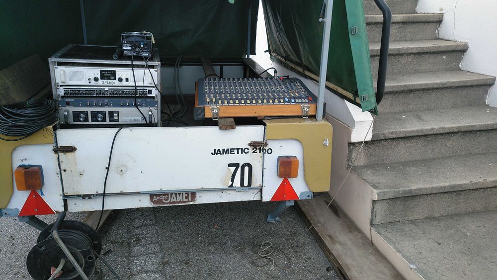 Festas som arraiais e missas