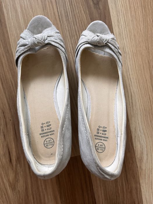Buty Caroline 38