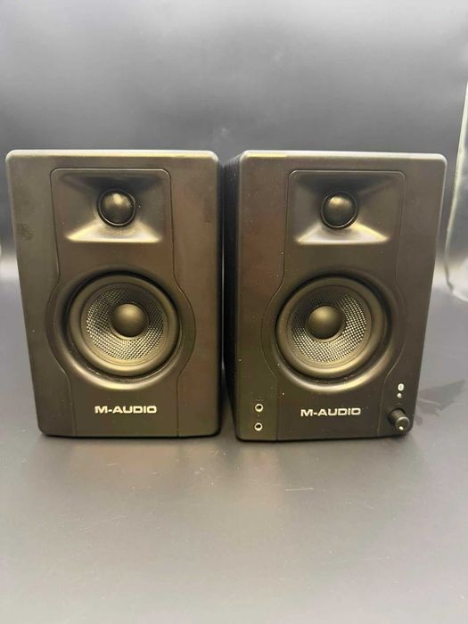 M-Audio BX3 Stan: sprawny, bardzo dobry Data zakupu 18.02.2026