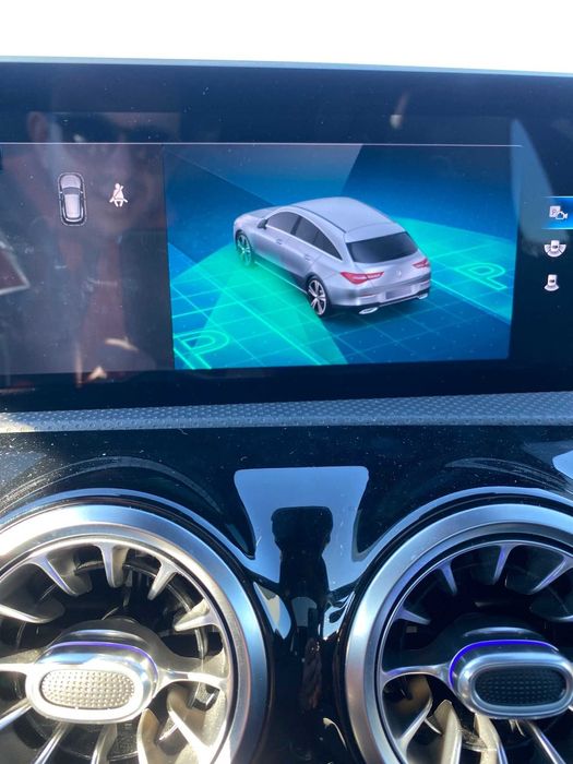 Mercedes-Benz CLA 200 d Shooting Brake AMG Line Aut.