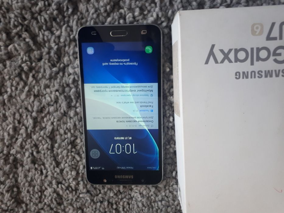 Смартфон Samsung J7  2/16 Gb