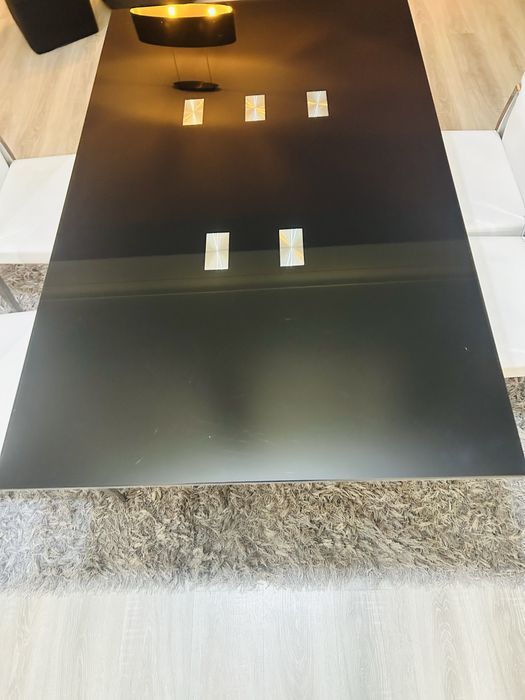 Conjunto ( Mesa + 4 Cadeiras + Carpete )