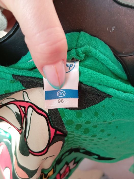 Отдам кофту 98 см рост