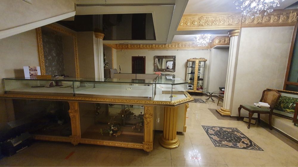Сдается Помещение -160м 2 ГОЛОВНА ( район МЕРИИ )