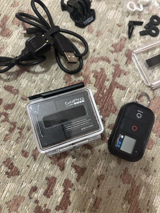 GoPro Hero 3+ (kit completo)
