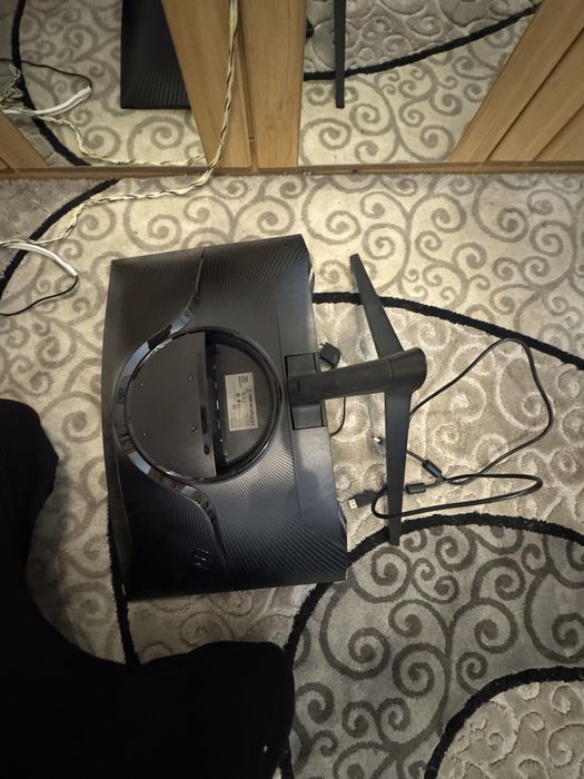 Samsung Odyssey G5  игровой монитор