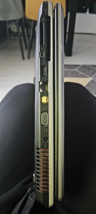 Laptop Maxdata ECO 4510 IW