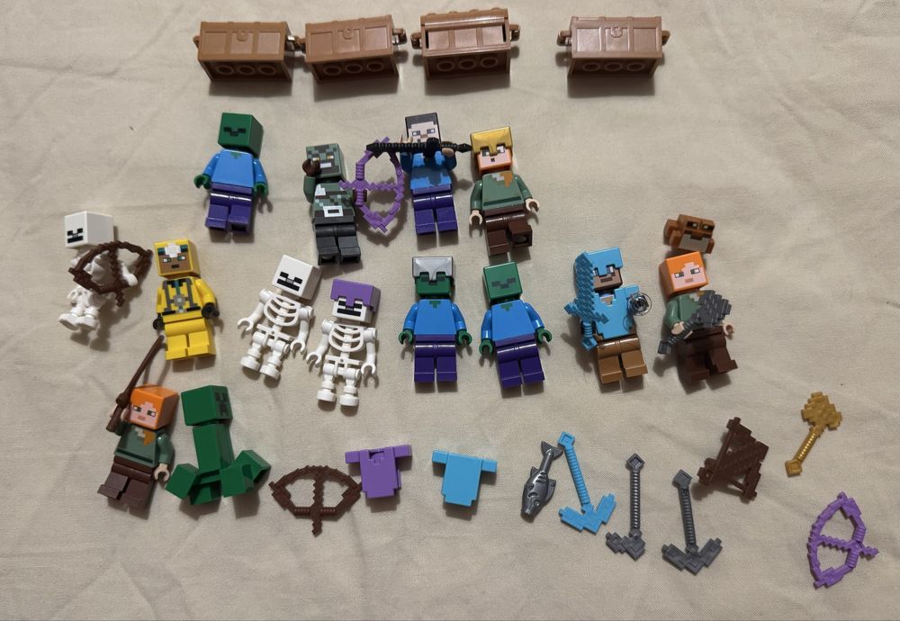 Фігурки lego minecraft
