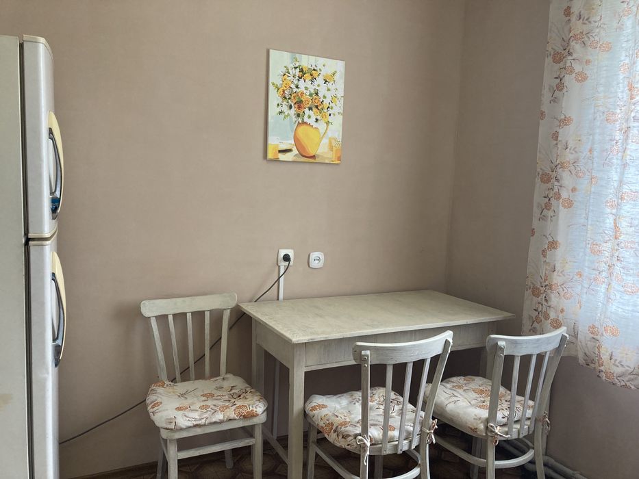 4-3 км. Квартири подобово Калуш. Тепло включенеПоряд з центральним АТБ