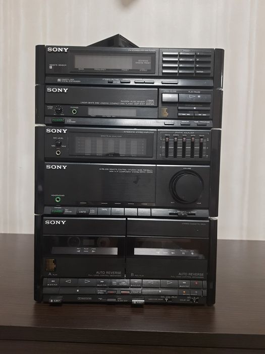 Sony mhc 3000  +,cdp s107,пульт ,мануал, без колонок.
