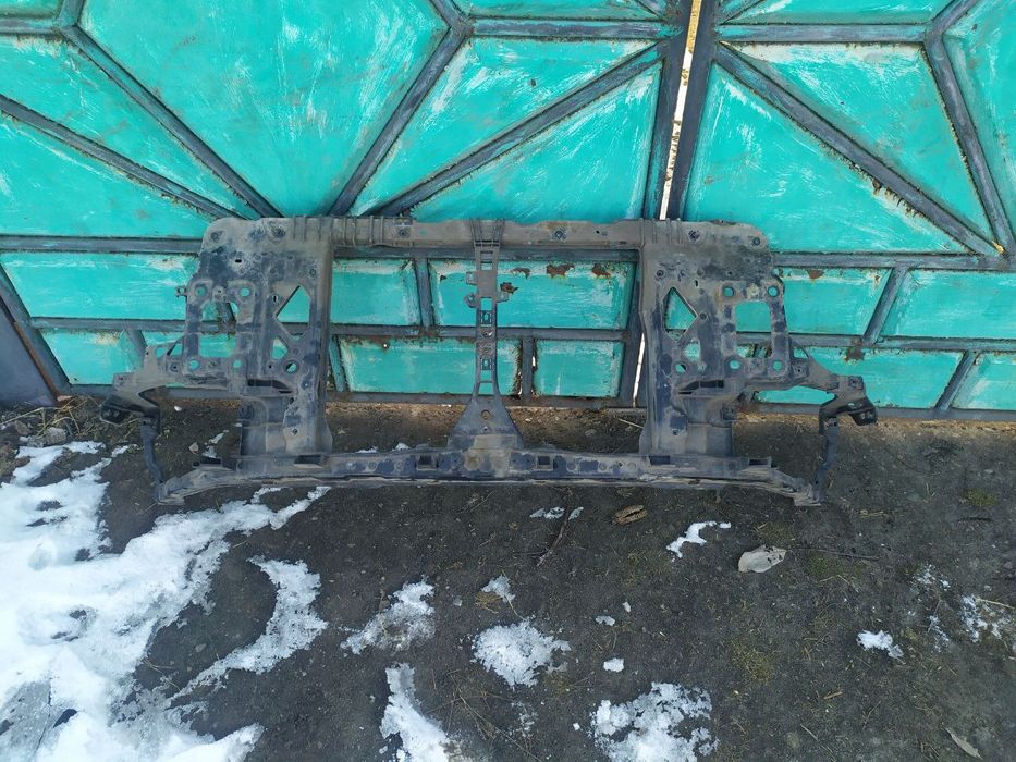 Передняя рамка на Хундай ай 30