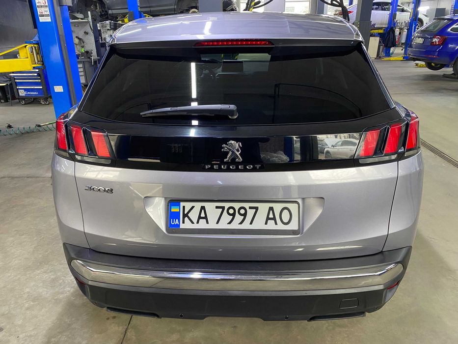 Продаю ПЕЖО 3008 2017 року