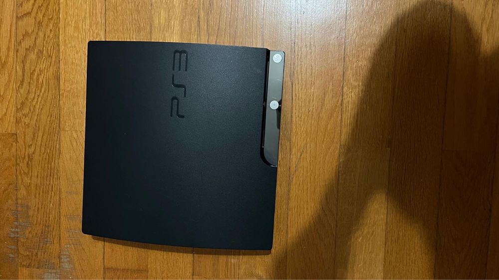 PlayStation 3 Desbloqueada (120GB) – Perfeito Funcionamento