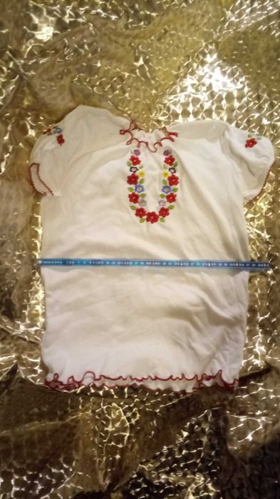 Вышиванки б/у, ОЛХ доставки нет