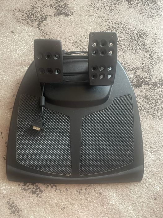Игровой руль момо рейсинг