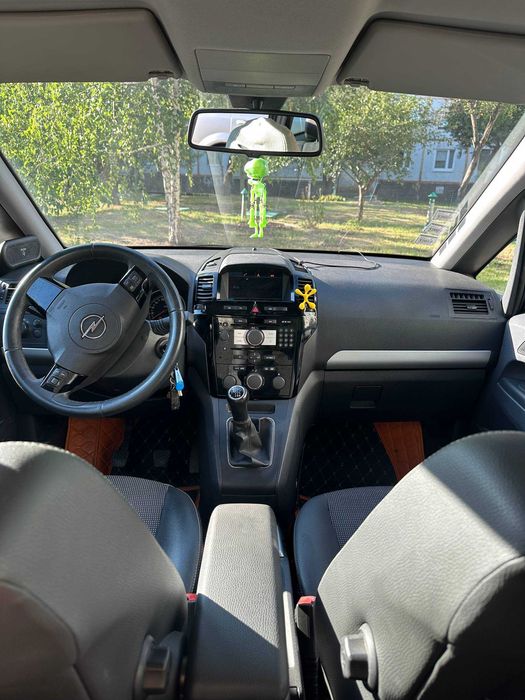 Opel Zafira 2009 VIN W0L0AHM7592065571 фото оголошення 8 з 23