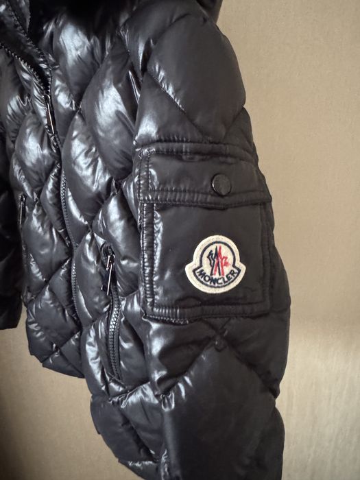 Дитяча куртка бренду Moncler