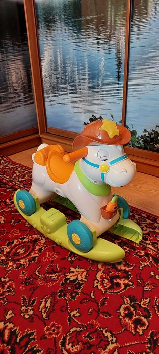 Дитяча конячка, фірмова від Chicco