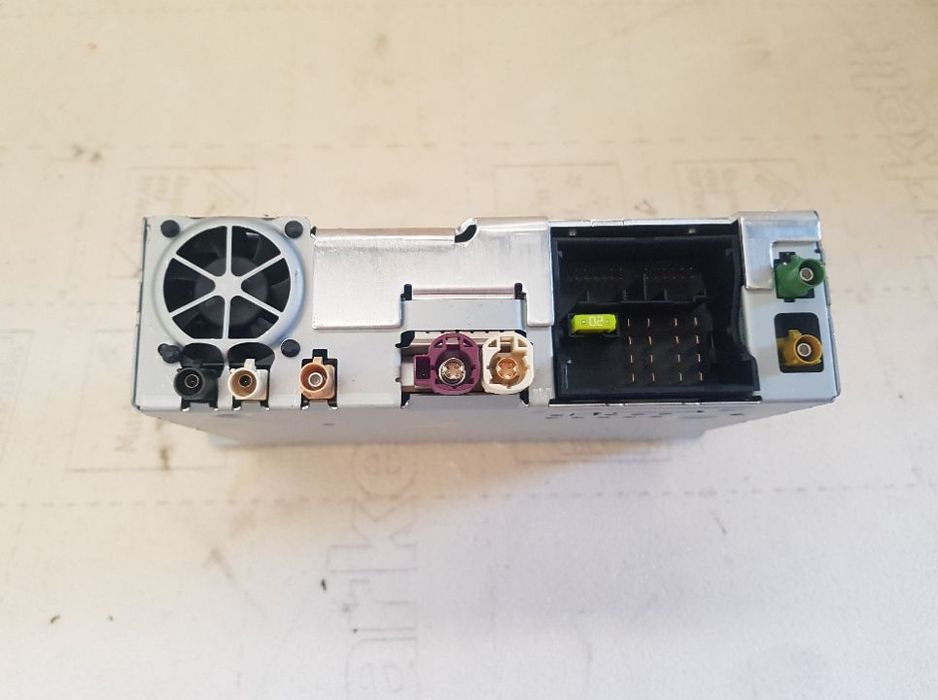 Sistema Navegação GPS e Radio BMW 120D F20/F21 / 520D F10/F11 Ref. 6512 9341078-01