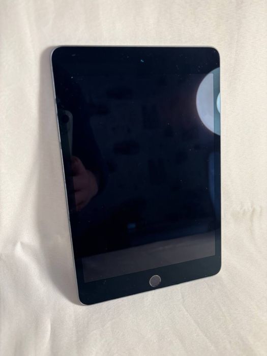 Ipad mini 5 256gb Neverlock АКБ 92%