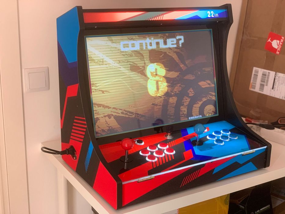 Maquina bartop nova com 26800 jogos, moedeiro e botões iluminados