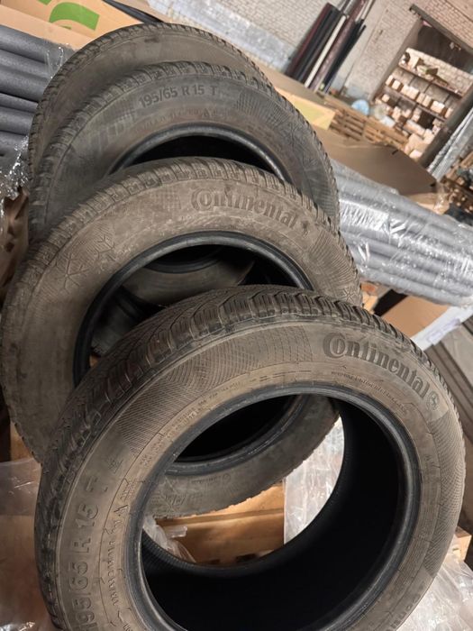 Продам б/у резину 195/65/R15