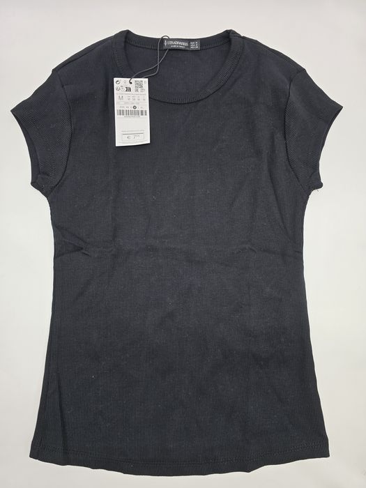 Conjunto calção e top novos da Stradivarius