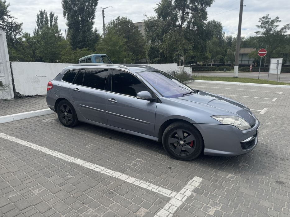 Ranault Laguna3 гарний стан