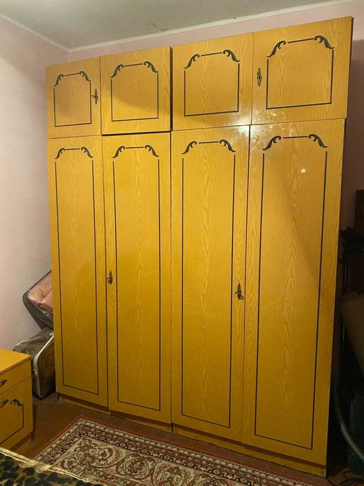 Спальний гарнітур б/у