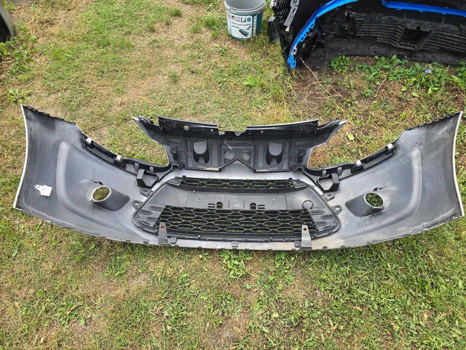 zderzak przód Citroen C3 II 2010-