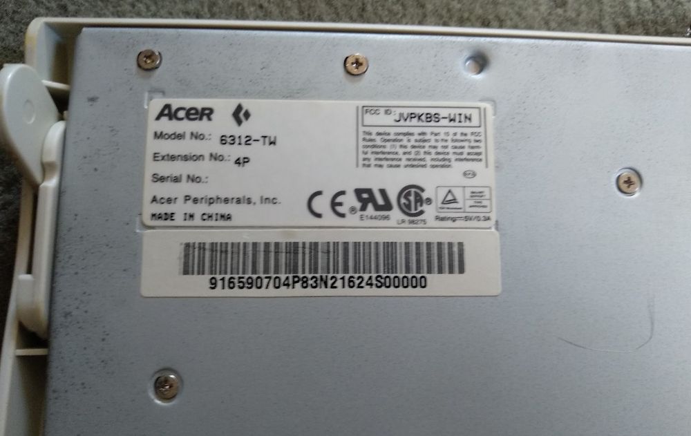 Teclado Acer 6312 TW vintage em ótimo estado e a funcionar