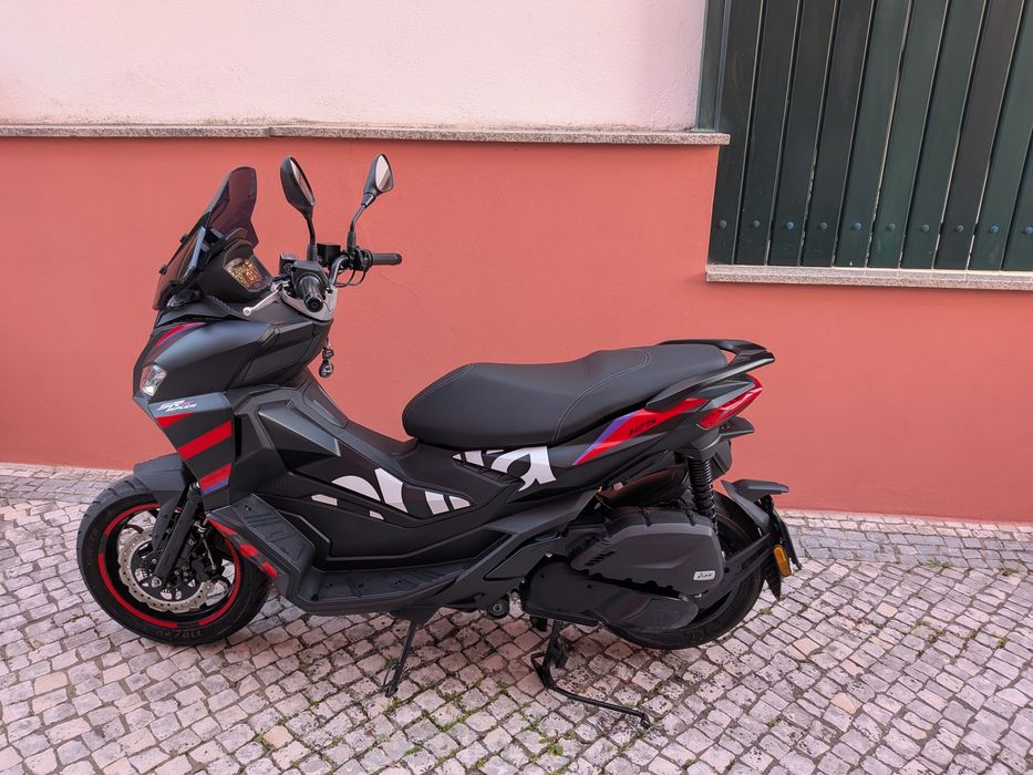 Aprilia SR GT Replica 125