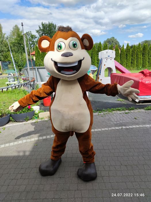 Duża maskotka małpa do zabawy podczas różnych inventów i festynów