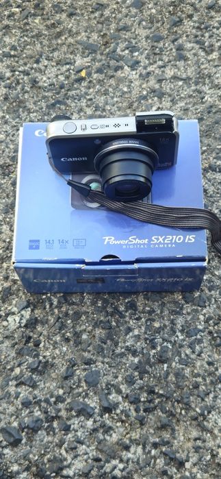 Maquina fotográfica marca canon  60.€