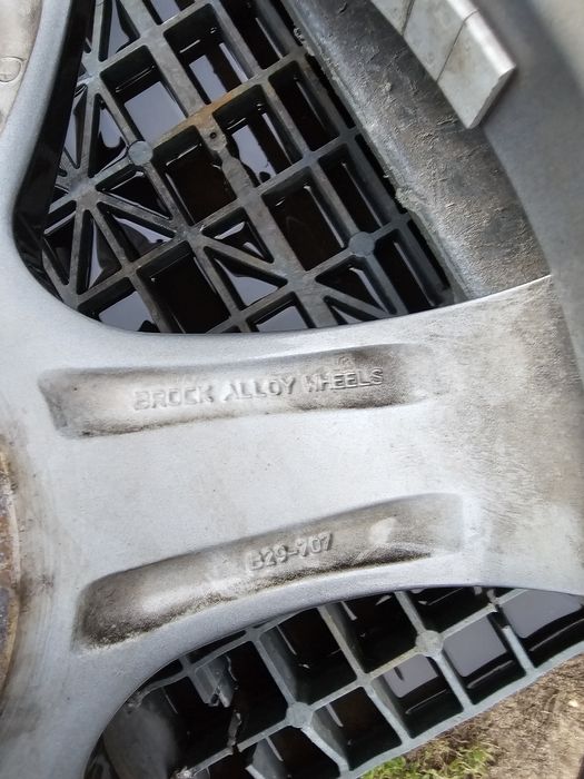 4x Felgi aluminiowe Oryginalne Toyota 5x100 17"