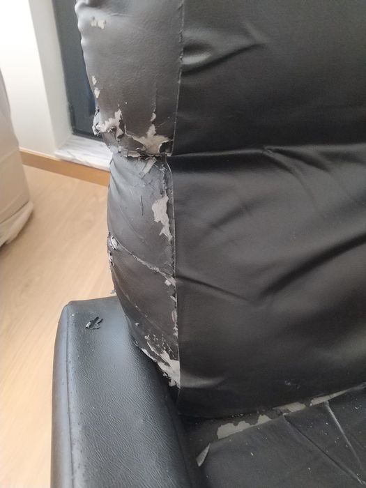 Cadeirão reclinável e elevatório com massagem
