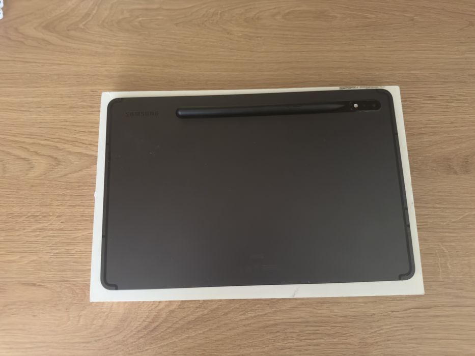 Samsung Galaxy Tab S8 128GB 5G (LTE, під сім-карту) + S Pen + Чохол