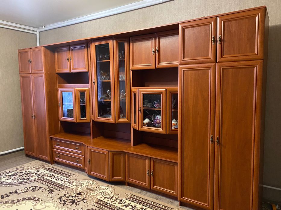 Стінка для вітальні