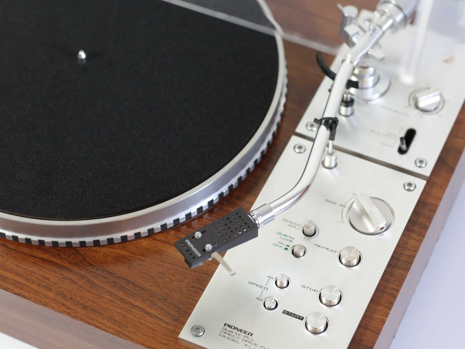 Gramofon Pioneer XL- A700