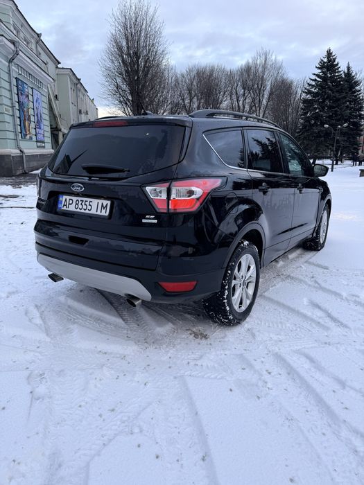 Продам FORD ESCAPE SE 2018