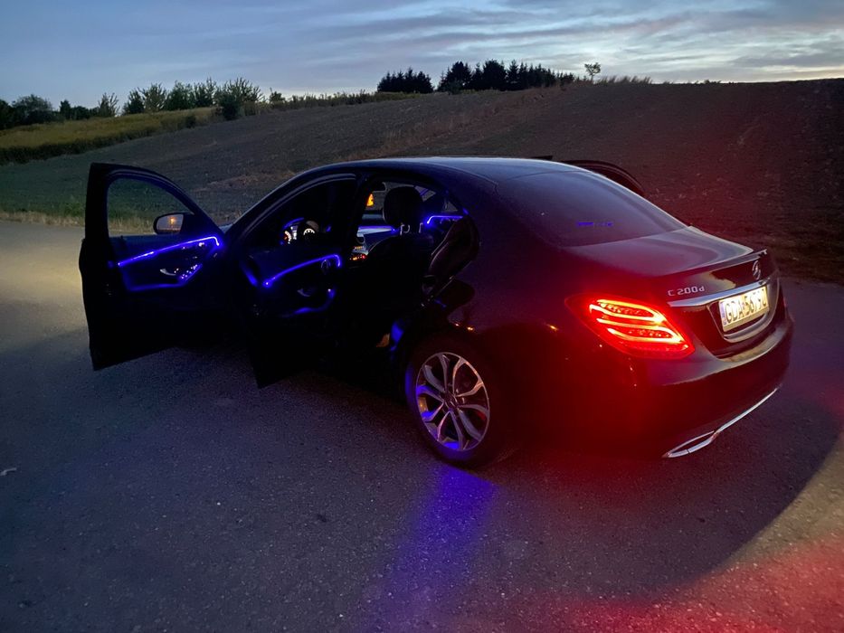 Mercedes-Benz Klasa C Mercedes-Benz C-Klasa  200d W205 2017r Bezwypadkowe