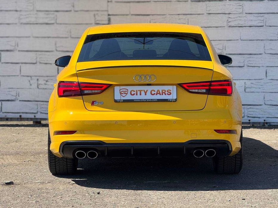 Audi S3 (офіційна)