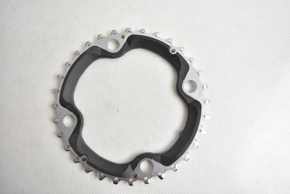 NIEUŻYWANA zębatka SHIMANO 32-ae ! bcd 104 ! środkowa ! stalowa !