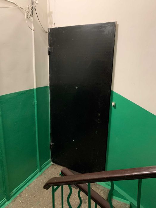 Світла 3-кімн сталінка 73 м², 3 поверх, центр 9 кв. ЮГОК, без ріелтора