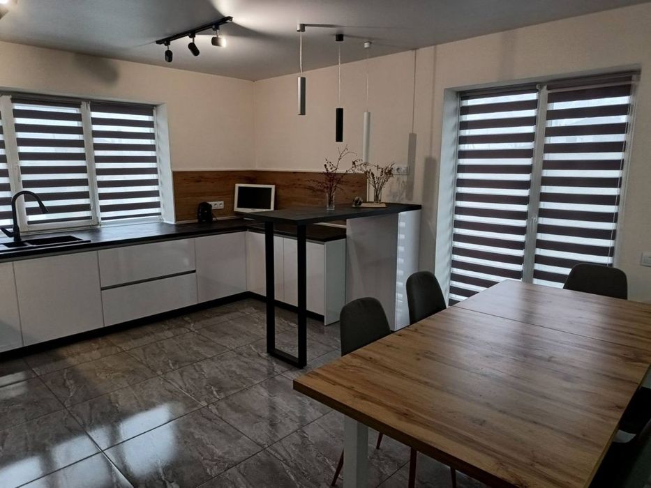 Продаж будинку. Дюплекс. Луначарка.